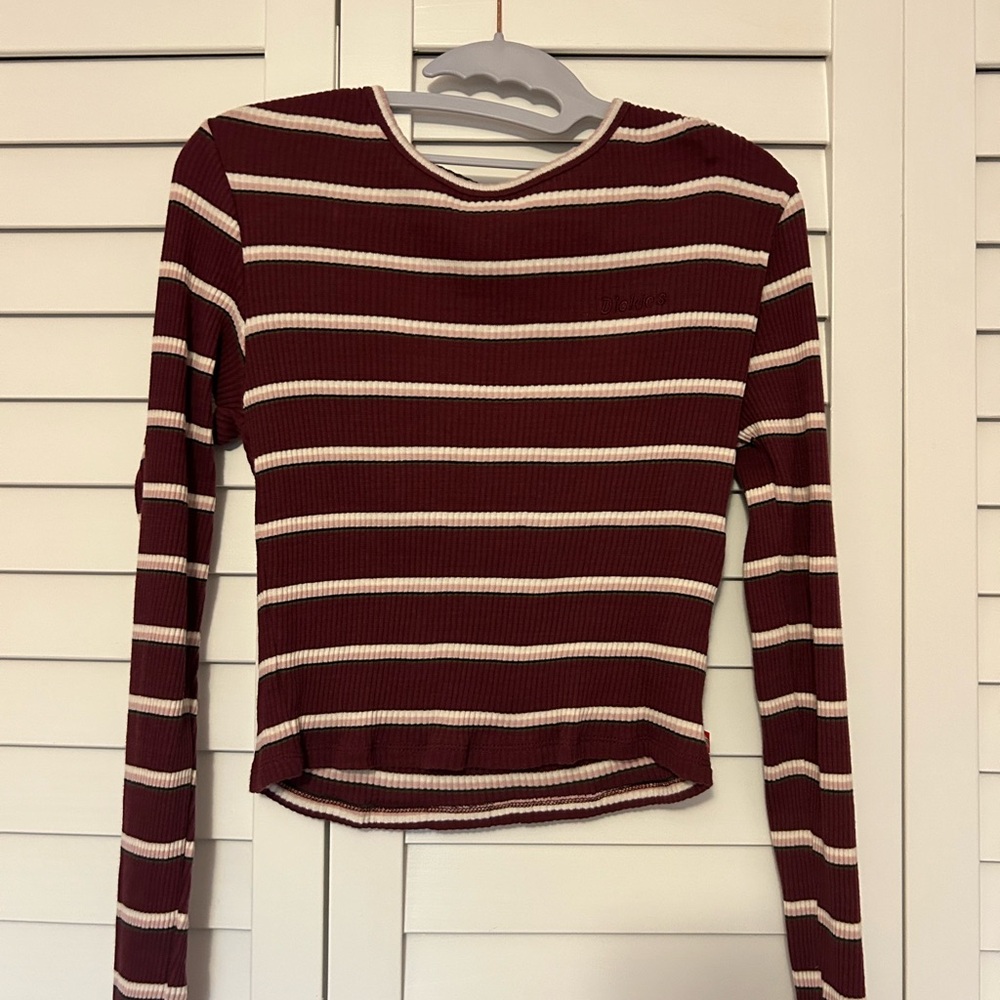 Long sleeve Tilly’s striped top